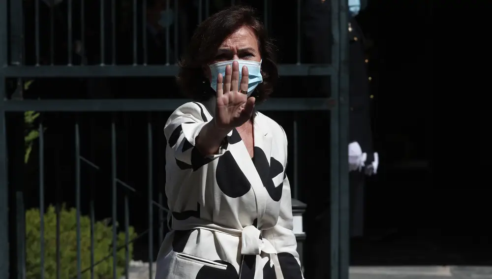 La vicepresidenta primera del Gobierno y Ministra de la Presidencia, Relaciones con las Cortes y Memoria Democrática, Carmen Calvo, a su llegada para asistir al acto en conmemoración del XL Aniversario de la entrada en funcionamiento del Tribunal Constitucional, en Madrid (España), a 6 de julio de 2020.06 JULIO 2020 JUSTICIA;TC;PPEduardo Parra / Europa Press06/07/2020