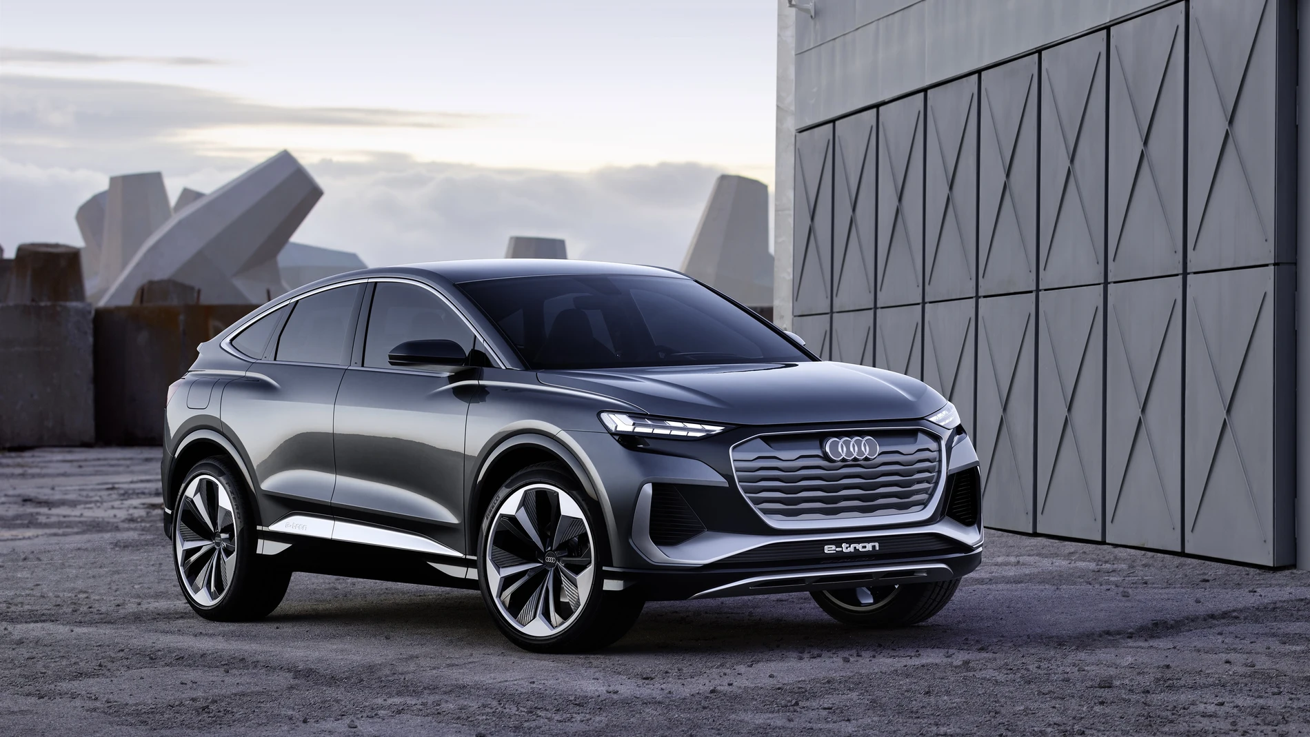 Audi lanzará en 2021 el nuevo coupé Q4 e-tron, con una autonomía superior a los 500 kilómetros