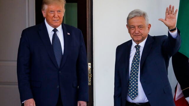 El ex presidente de EE UU, Donald Trump, junto al mandatario mexicano, Andrés Manuel López Obrador, en la Casa Blanca