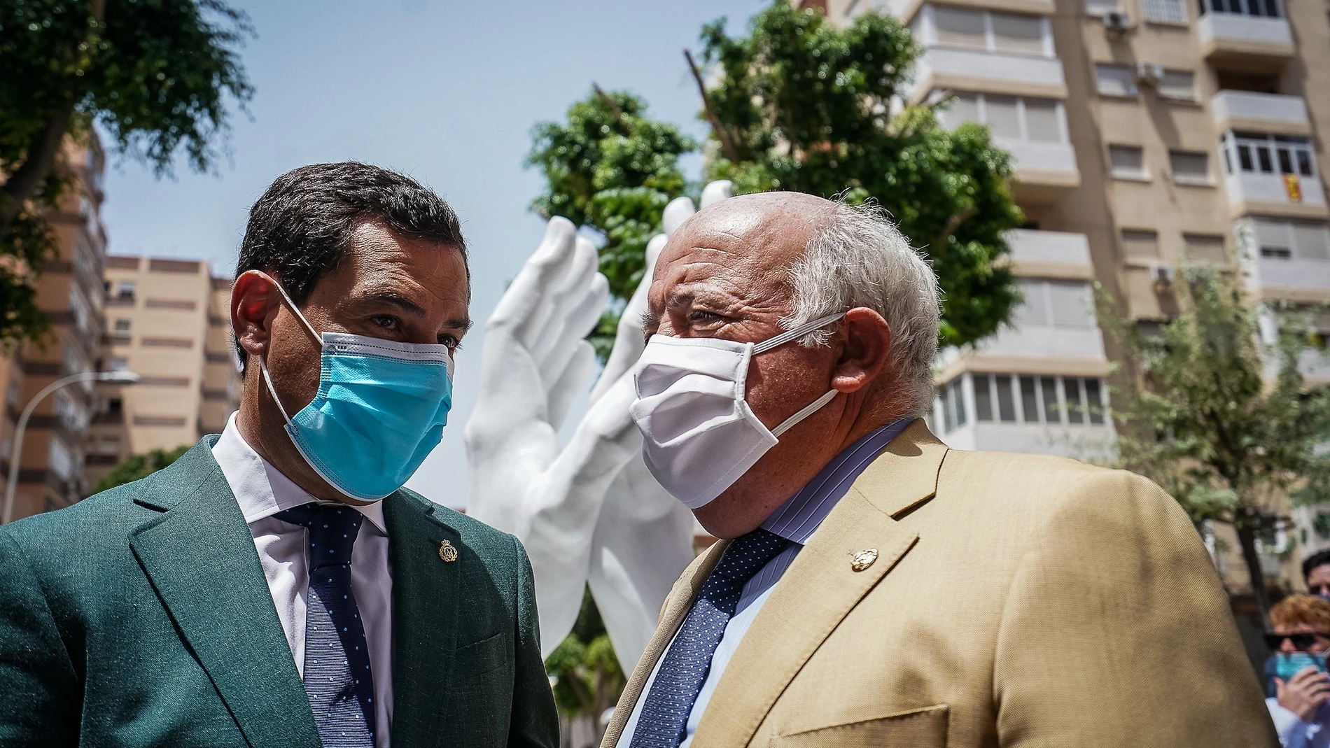 Moreno reclama unidad para evitar "la peor crisis social y económica" de Andalucía que prevé a partir de septiembre