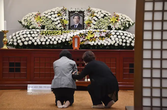 La carta de despedida del alcalde de Seúl: “Por favor, incineren mi cuerpo y dispersen las cenizas en la tumba de mis padres. Adiós a todos”