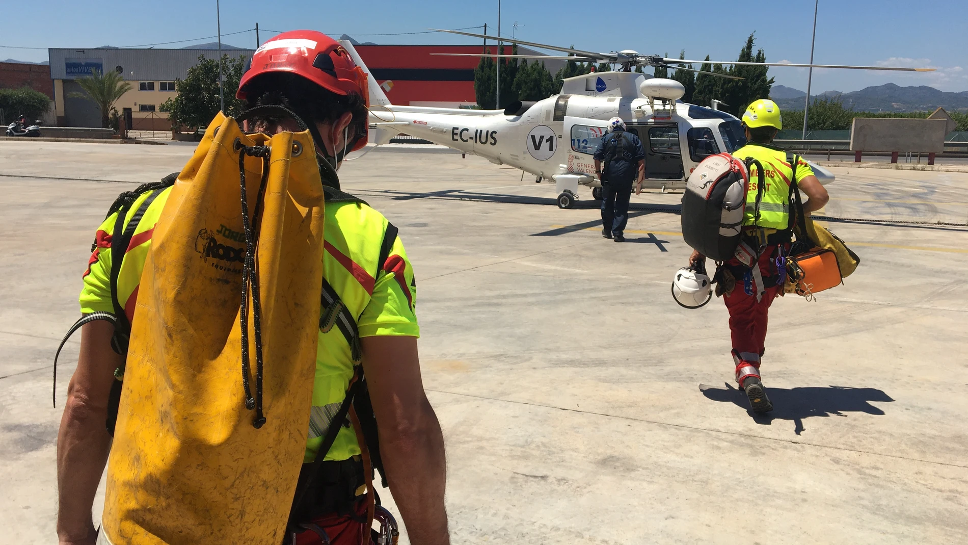 Emergencias de la Generalitat coordina 74 rescates con helicóptero durante el primer semestre de 2020