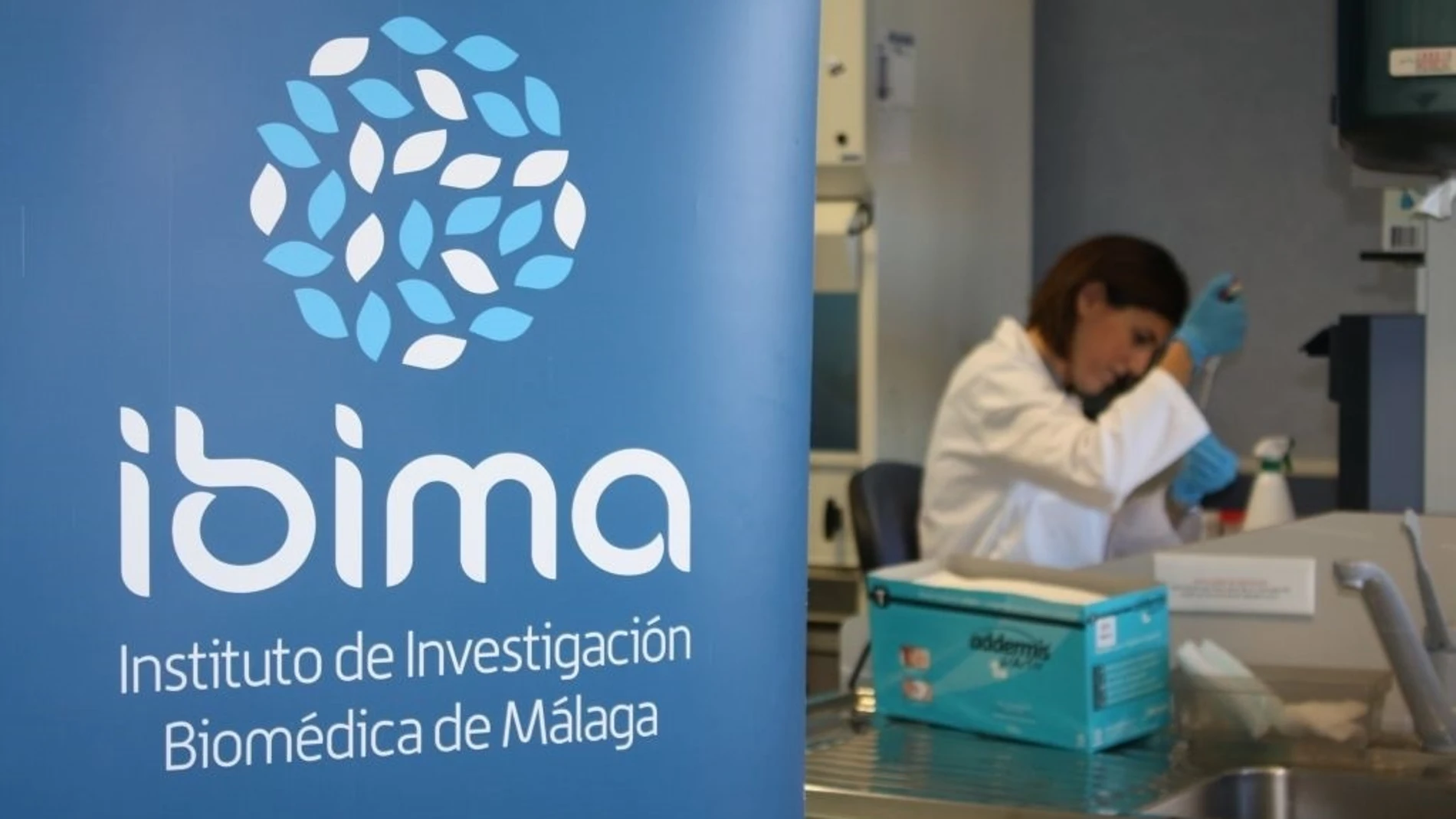 Una investigadora del Instituto de Investigación Biomédica (Ibima)