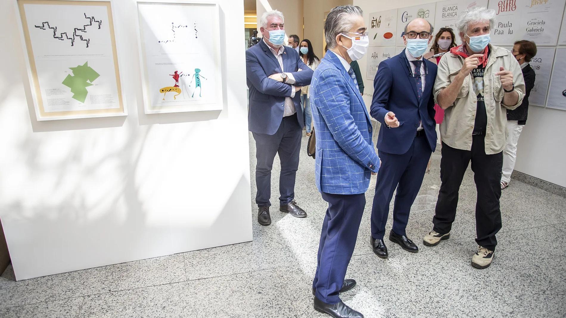 El consejero Javier Ortega inaugura dos nuevas exposiciones en el Museo de la Evolución Humana