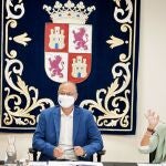 Reunión de la Mesa de Portavoces de las Cortes regionales presidida por Luis Fuentes