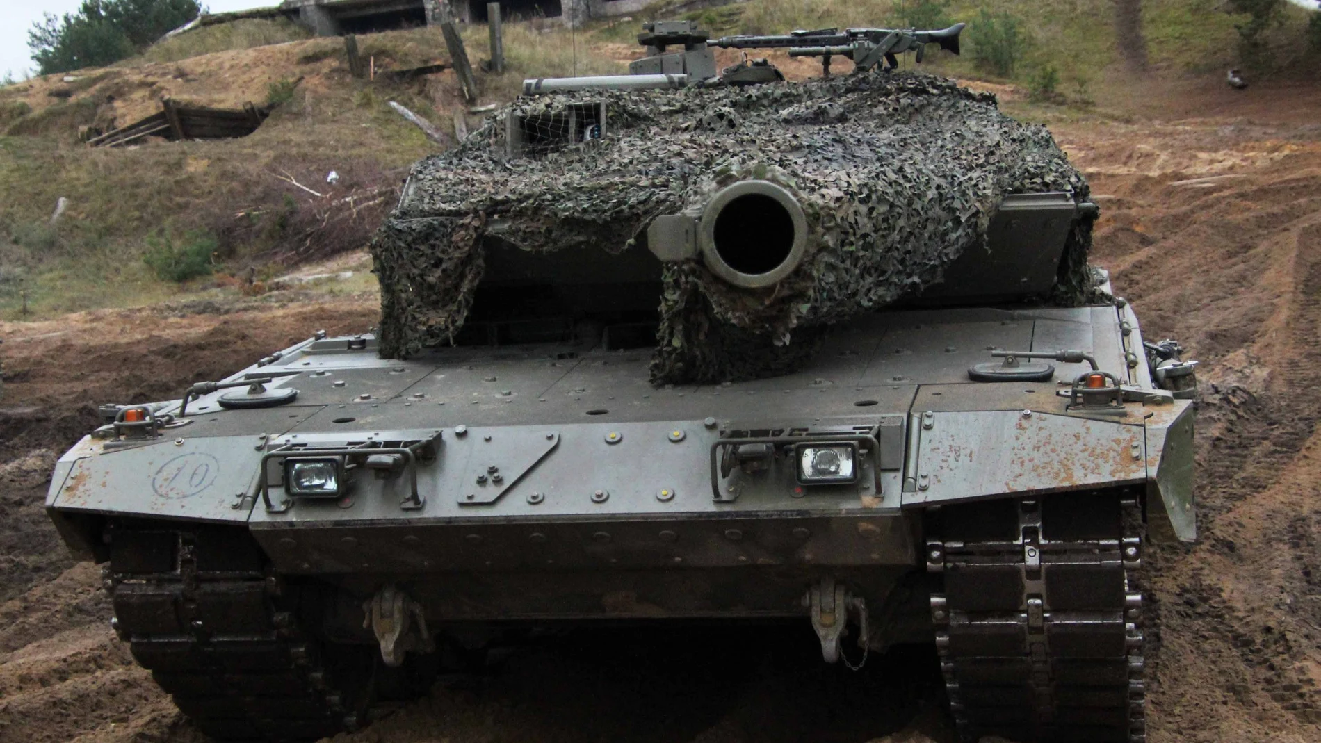Carro de combate Leopardo del Ejército de Tierra en Letonia