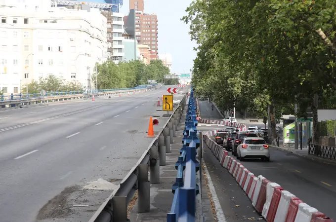 La inminente demolición del puente de Joaquín Costa terminará en noviembre y no se sustituirá por otro