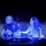 Un policía de Michigan salva a una recién nacida que se estaba ahogando