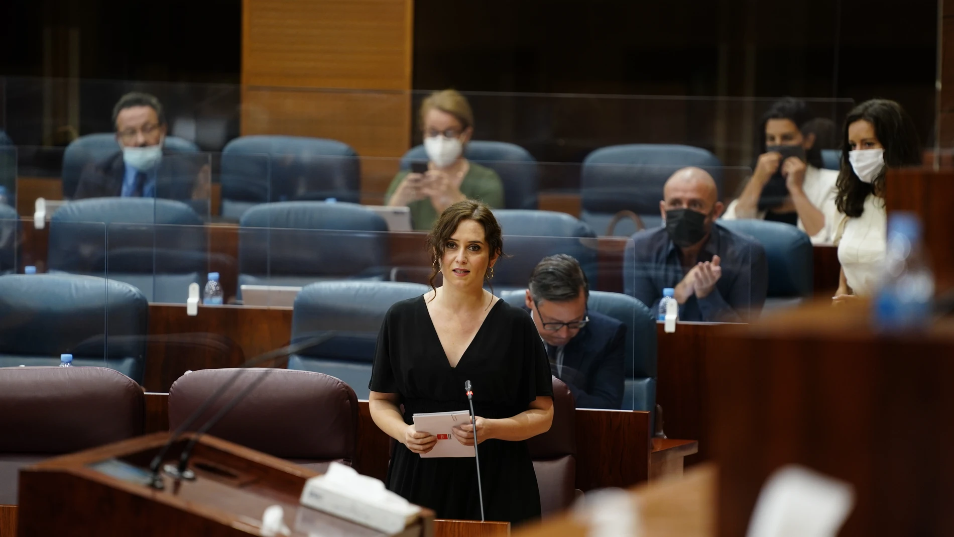 La presidenta de la Comunidad de Madrid, Isabel Díaz Ayuso, durante el Pleno de la Asamblea (16/07/20)