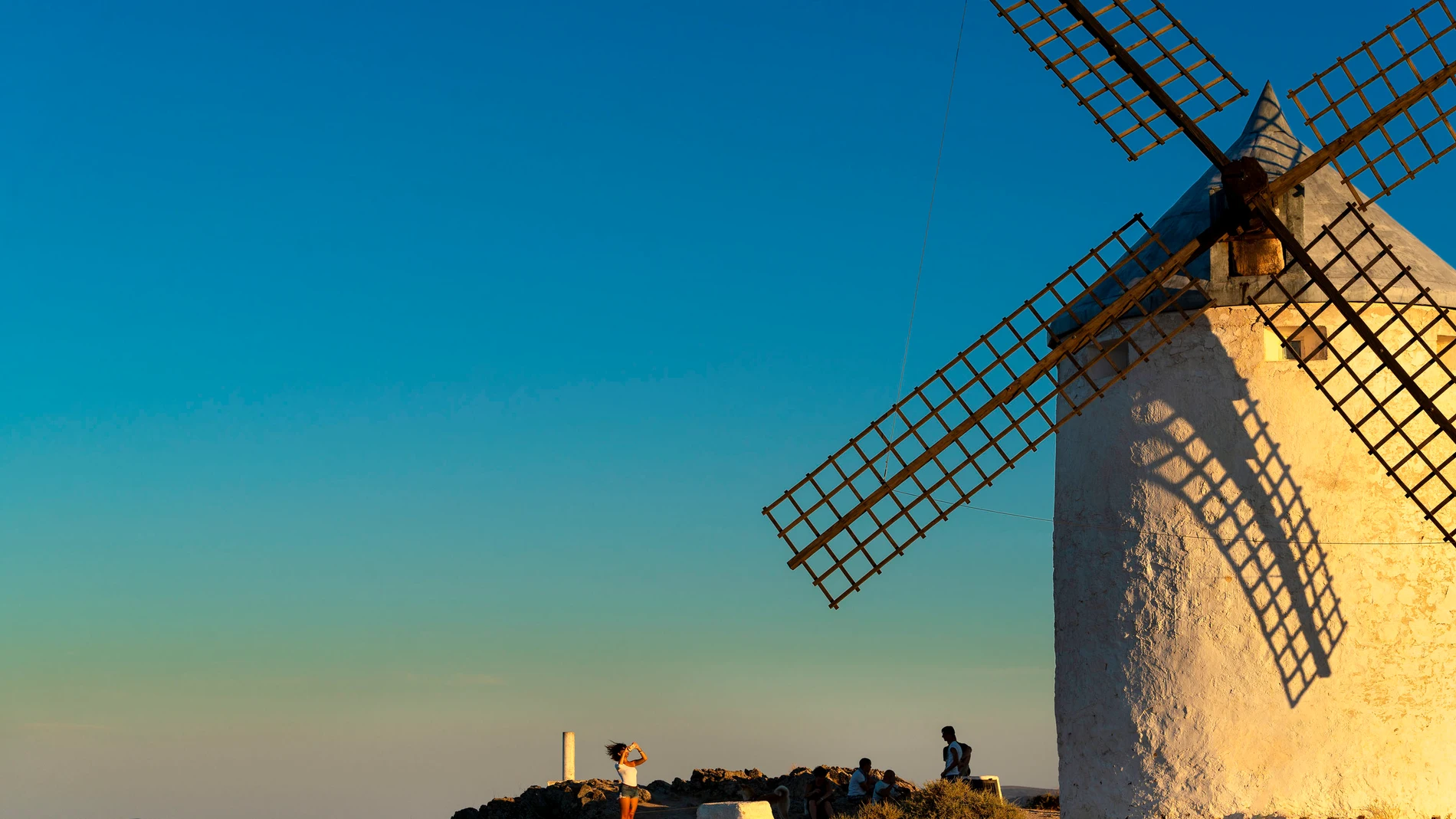 Los molinos de viento, en Consuegra, son una de las fotos obligadas en Castilla-La Mancha