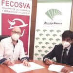 El convenio ha sido firmado entre el Director Territorial de Unicaja Banco, Manuel Rubio; y el Presidente de Fecosva, Jesús Herreras.