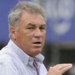 Nery Pumpido, exportero internacional argentino y actual entrenador de fútbol.