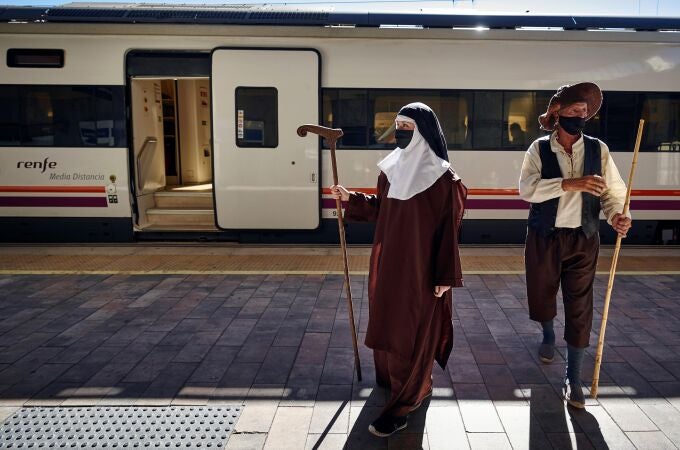 El Tren Teresa de Ávila ofrece escapadas en el día para conocer la oferta cultural y turística de la capital abulense