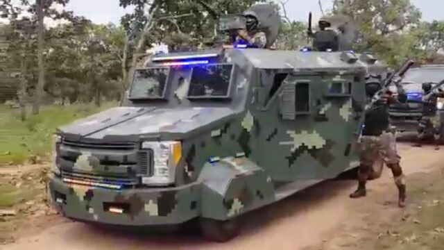 Imagen del vídeo en el que se ve a miembros del Cártel de Jalisco Nueva Generación