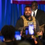 Kanye West en su primera aparición en la campaña presidencial