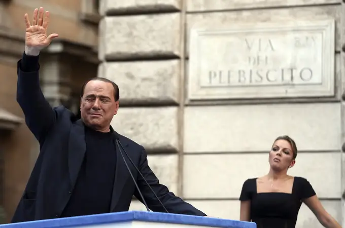 La cuarta juventud de Berlusconi con una diputada de 3O años