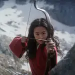 La actriz Liu Yifei protagoniza &quot;Mulan&quot;, una de las grandes apuestas de Disney que finalmente ha visto pospuesto indefinidamente su estreno