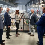 La consejera de Empleo e Industria, Carlota Amigo, visita el Bloque Logístico de Mercadona en el polígono industrial de Villadangos del Páramo (León)