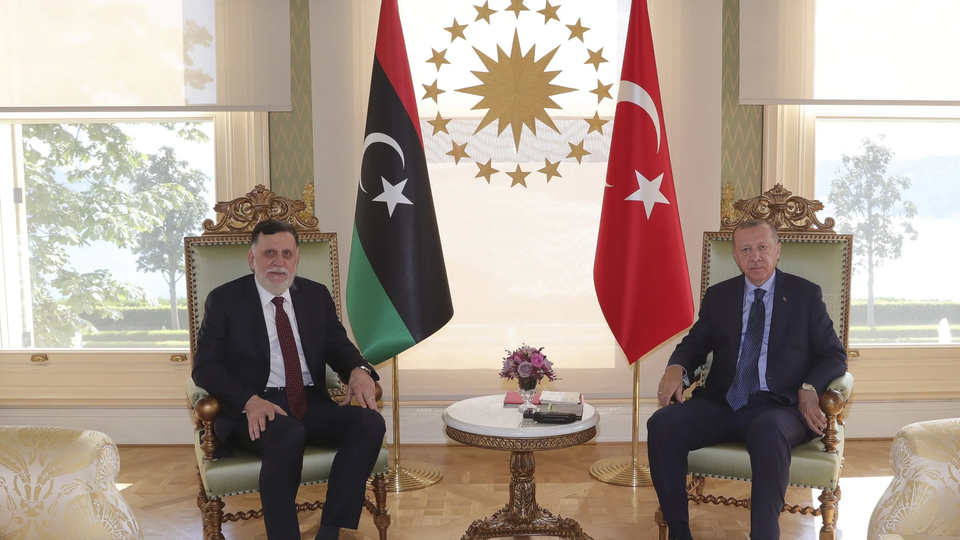El presidente de Turquía, Recep Tayyip Erdogan, y Fayez Sarraj, presidente del Gobierno de Unidad Nacional de Libia.