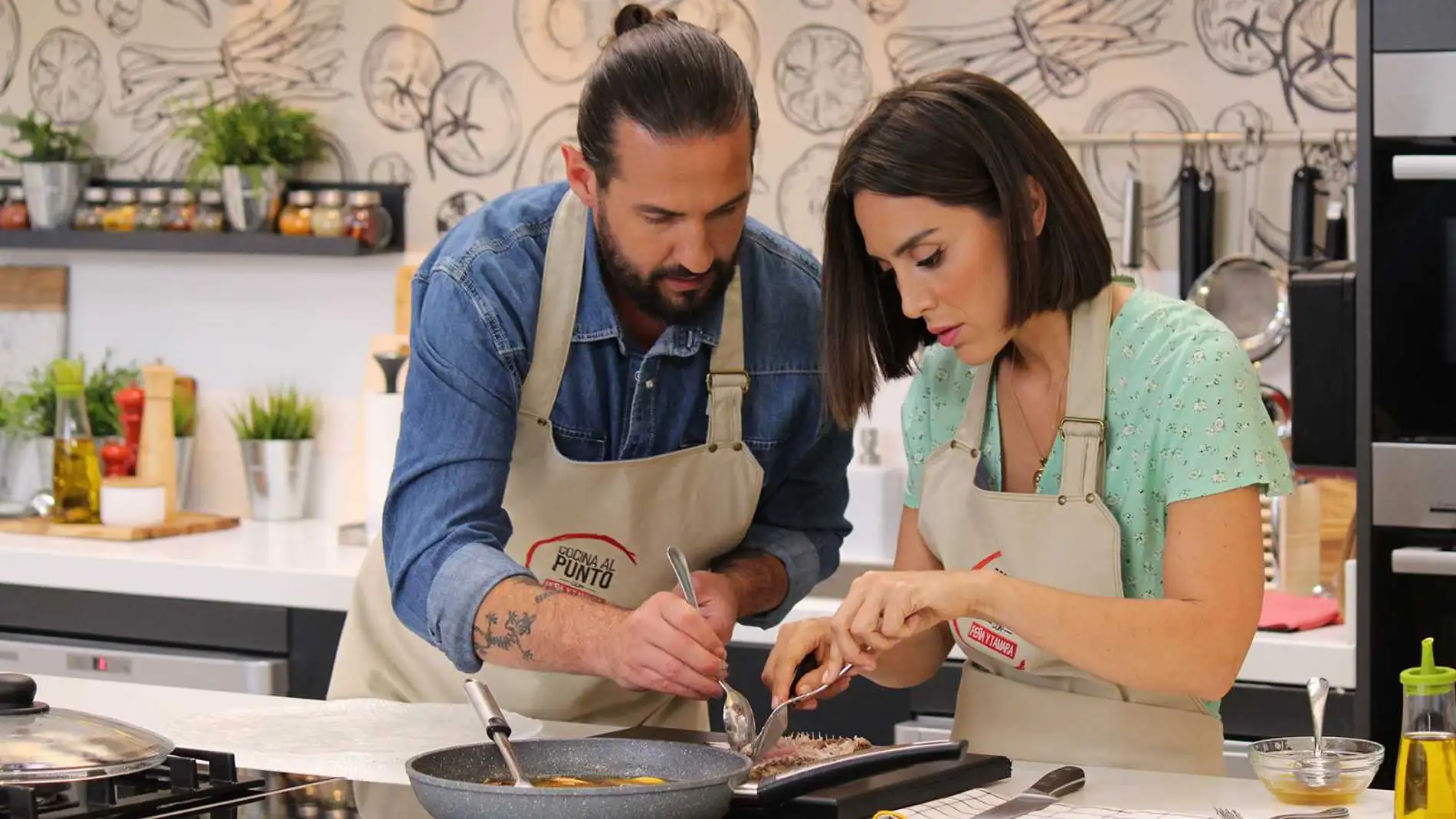 Javier Peña y Tamara Falcó en "Cocina al punto"