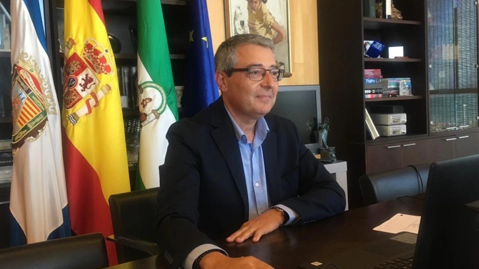 Málaga.- Salado expone el Plan Málaga y las líneas estratégicas de sostenibilidad de la Diputación en un encuentro