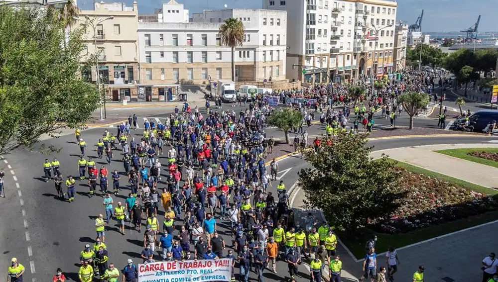 Protestas de los astilleros en Cádiz para reclamar más contratos EFE/ Román Ríos