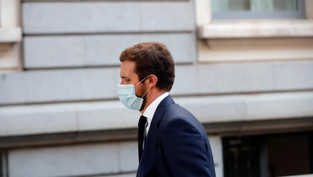 El líder del PP, Pablo Casado, a su llegada este miércoles hoy al pleno del Congreso