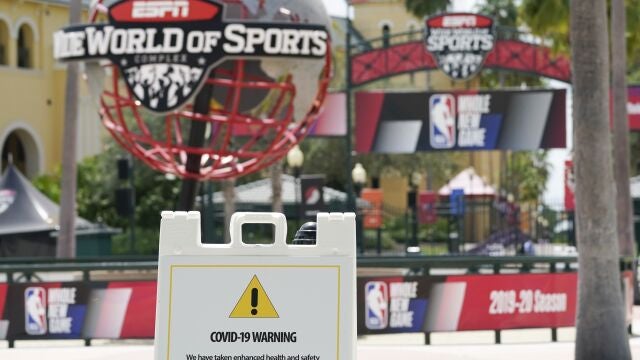 La NBA comienza ya en Disneyland