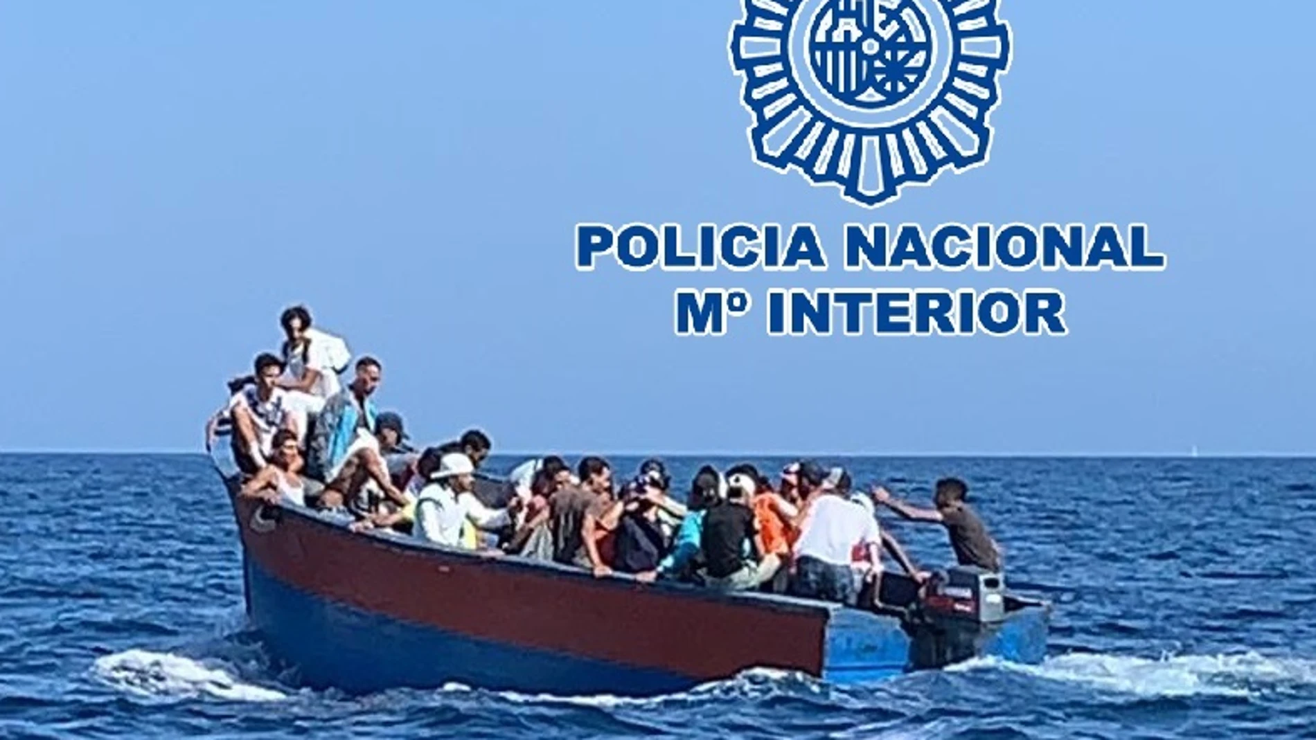 Cádiz.-Sucesos.- Ingresa en prisión el patrón de una patera con 32 marroquíes rescatados por Salvamento en el Estrecho