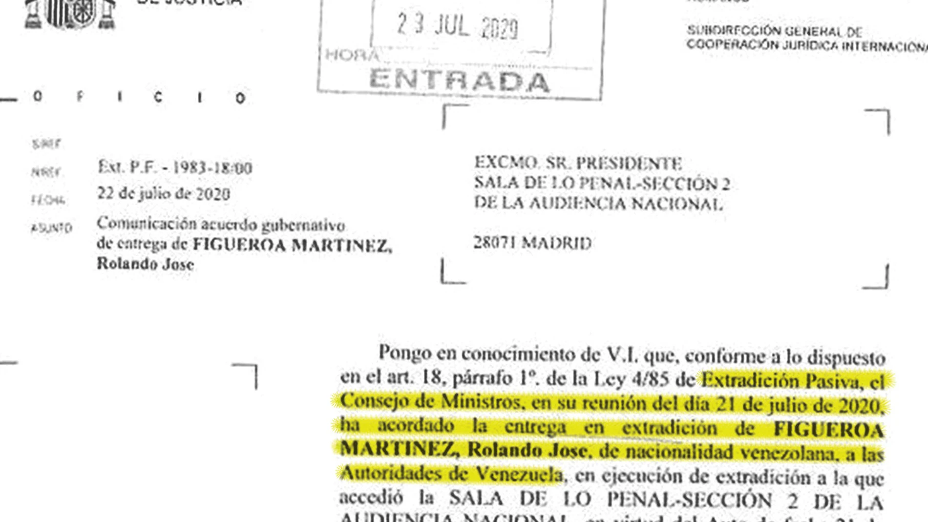 Documento en el que se comunica la decisión del Consejo de Ministros en la que se acuerda la entrega a Venezuela del disidente Rolando Figueroa