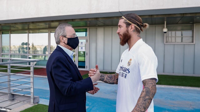 Florentino Pérez y Sergio Ramos tuvieron una reunión tensa en la que se cerró su salida del Real Madrid