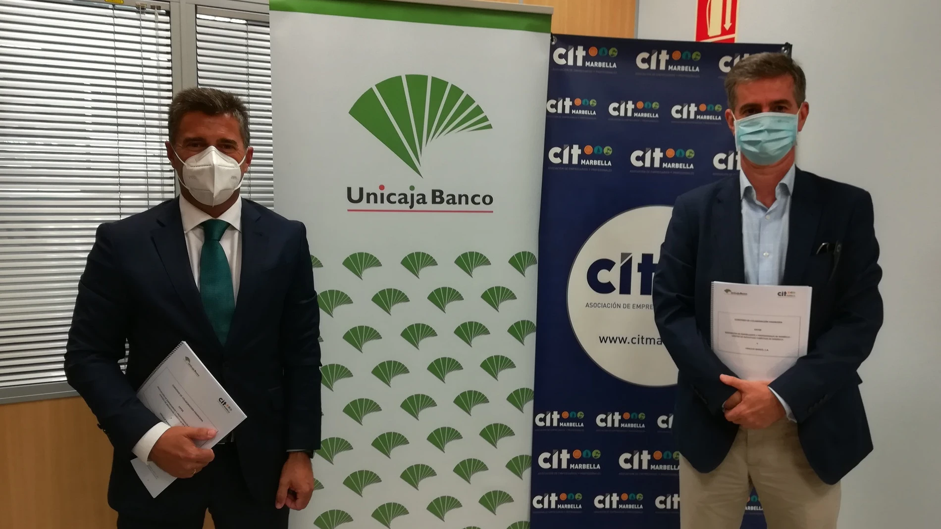 Málaga.- Unicaja renueva su colaboración con casi 500 empresarios de CIT Marbella