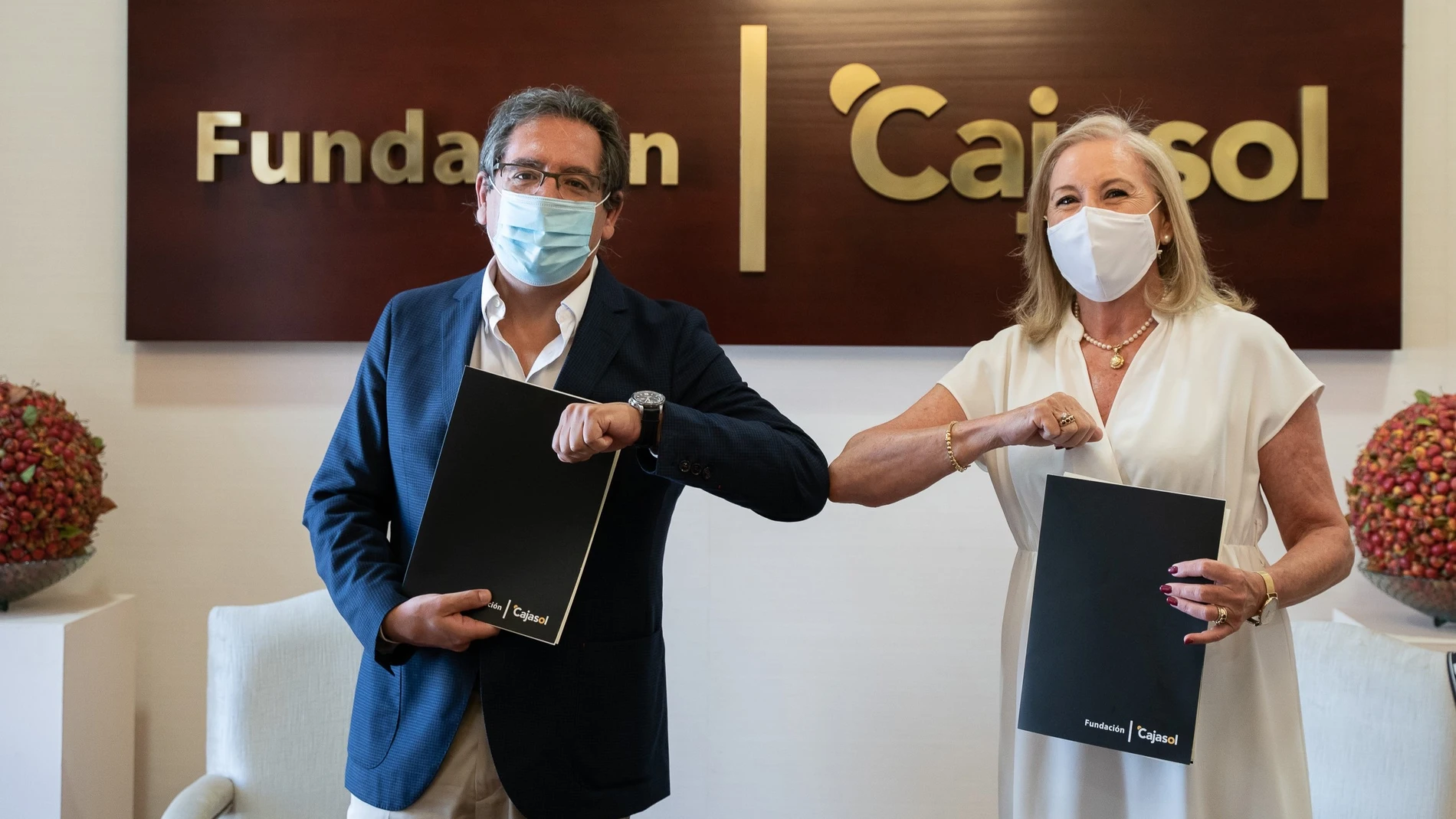 Fundación Cajasol y CajaGranada Fundación renuevan su alianza para realizar actividades culturales en Granada