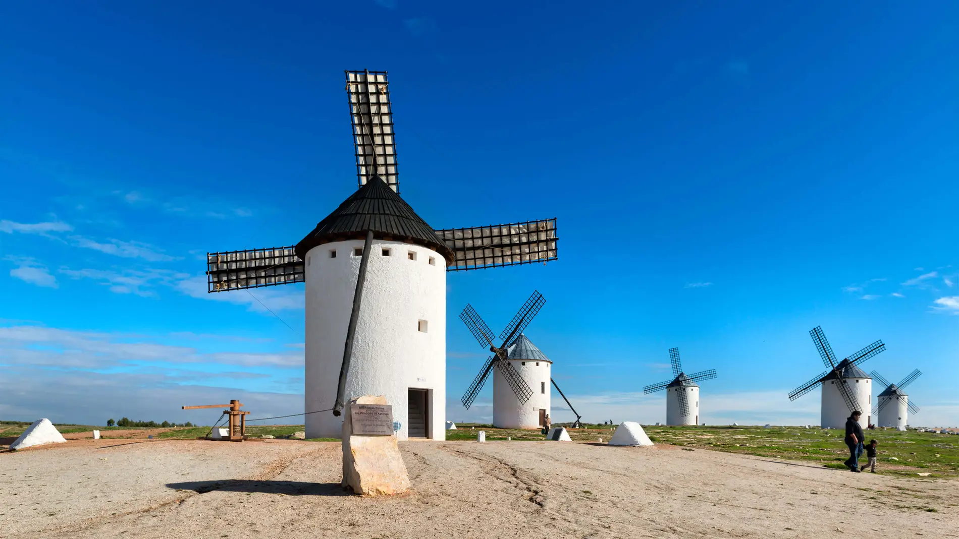 Castilla-La Mancha, una de las regiones más conocidas universalmente gracias a las andanzas de Don Quijote de la Mancha.