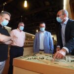El vicepresidente de la Diputación de Valladolid, Víctor Alonso Monje, presenta la musealización de los yacimientos arqueológicos de la Finca Matallana, situada en la localidad vallisoletana de Villalba de los Alcores.