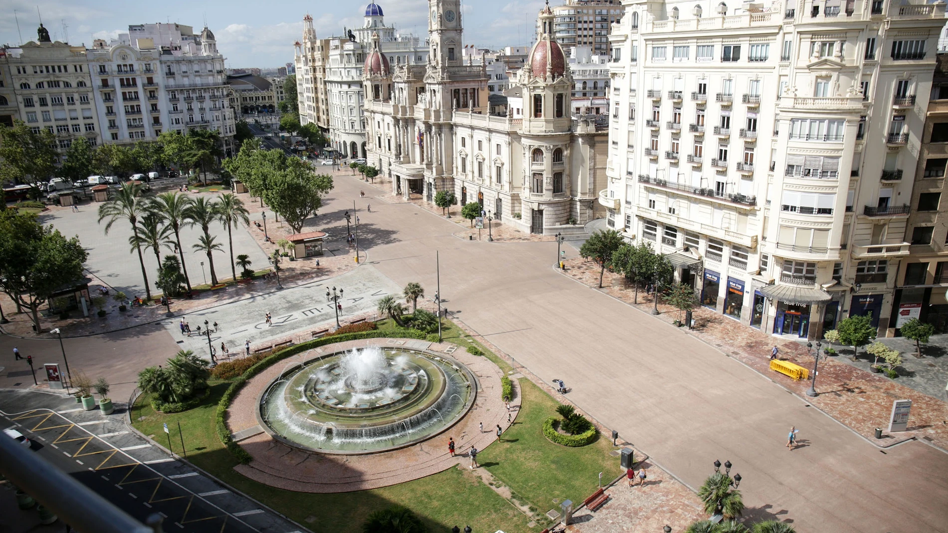 Valencia.- Concluyen tras tres meses los trabajos de peatonalización de la Plaza del Ayuntamiento