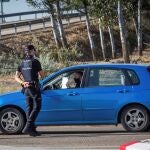 La policía realiza controles a la salida de Aranda del Duero