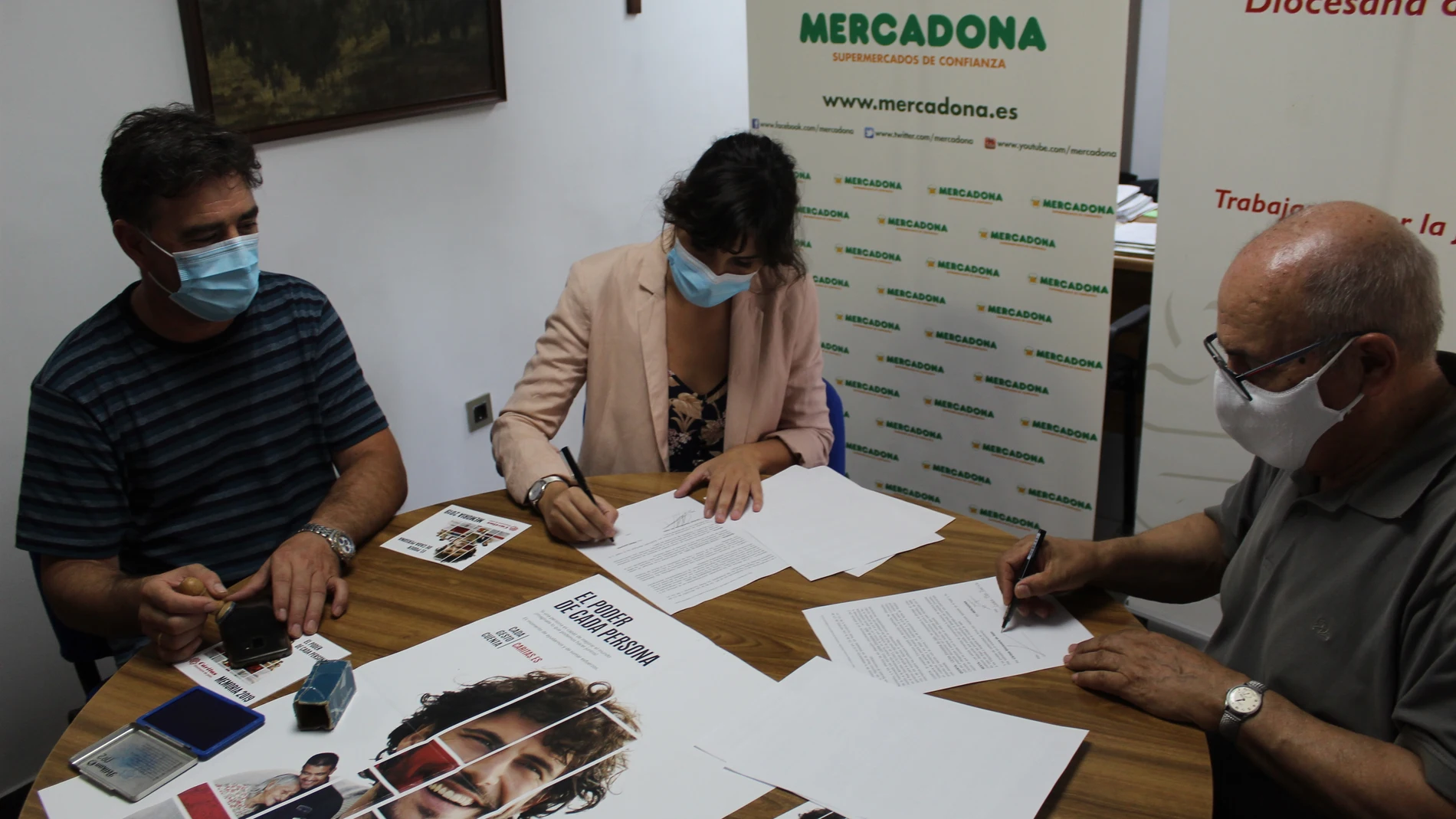 Jaén.- Mercadona y Cáritas renuevan su convenio para la entrega diaria de productos a los comedores sociales