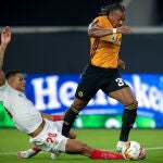 Adama Traoré en el partido de cuartos de final de la Liga Europa contra el Sevilla