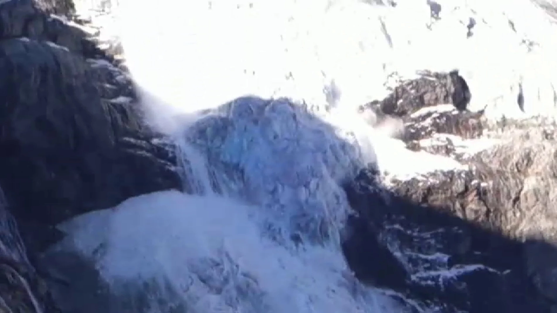 Espectaculares imágenes del colapso de glaciar Tourtemagne en Suiza