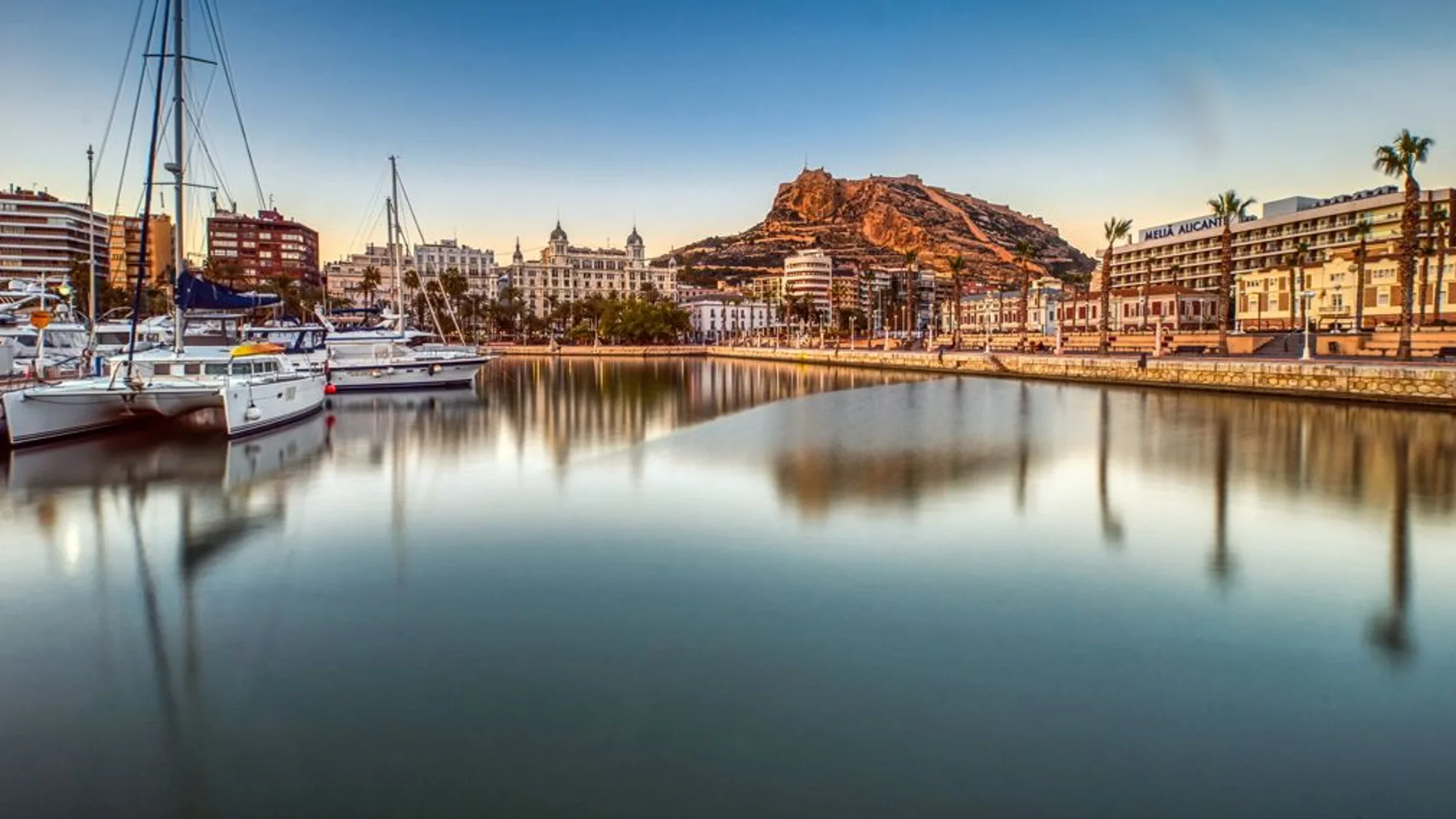 Panorámica del Puerto de Alicante