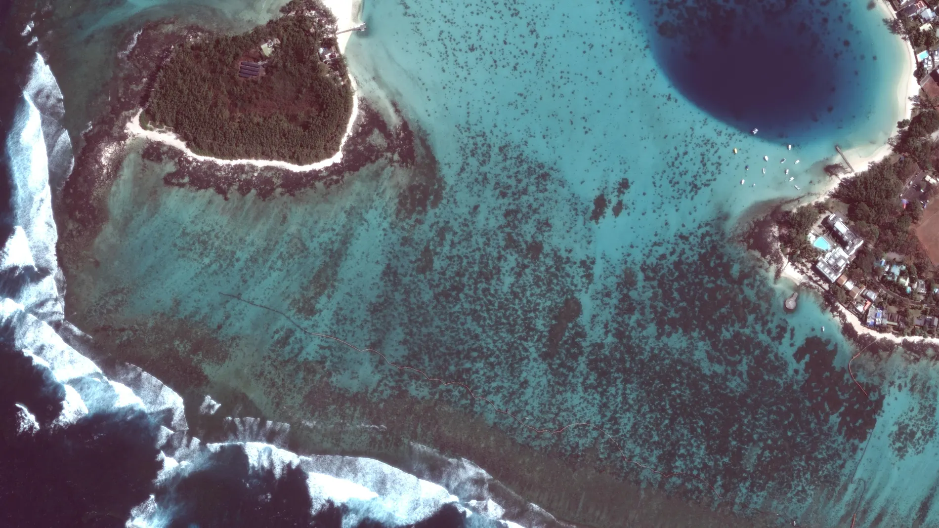 Imagen del vertido en la isla de Mauricio