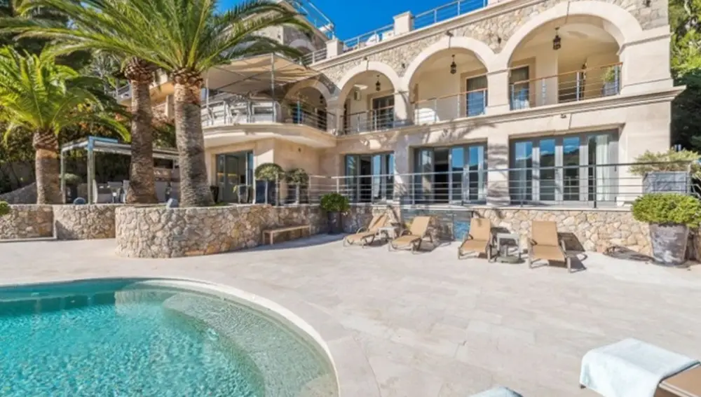 Villa en primera línea de playa en Port d'Andratx, Mallorca. Fuente: Idealista