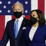 El "ticket electoral" demócrata a la Casa Blanca, Joe Biden y Kamala Harris, se estrenan en Delaware