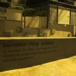 Monumento a Salvador Puig Antich en la plaza que lleva su nombre en Barcelona/ EUROPA PRESS