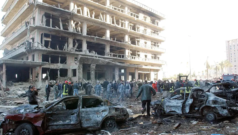 Imagen de aquel fatídico 14 de febrero de 2005, en el que un coche bomba mató a 22 personas, entre ellas el ex primer ministro Hariri