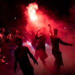 La celebración de la clasificación del PSG para la final de la Champions acabó en violencia.