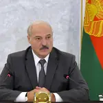  Lukashenko persigue a los opositores y refuerza las fronteras de Bielorrusia