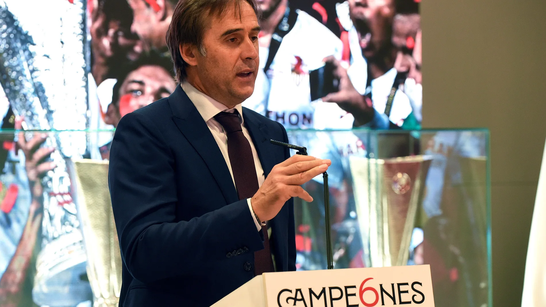 Sevilla FC returns after winning UEFA Europa League final