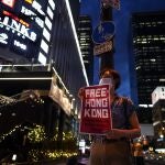 Manifestación en Osaka (Japón) por la detención de activistas pro democracia en Hong Kong